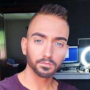 Meet your Posher, Brandon